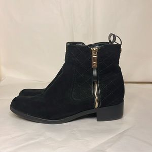 TOMMY HILFIGER ANKLE BOOTS PATRON 2 QUILTED SUEDE